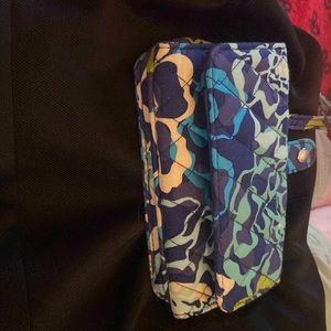 Vera Bradley smartphone wristlet in Katalina Blues